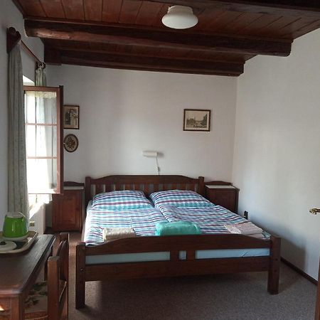 Pension Cervena Hotel Kasperske Hory Buitenkant foto