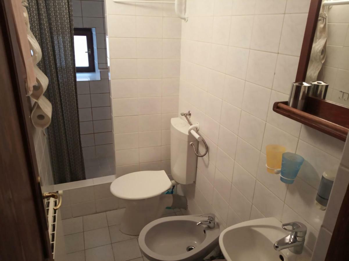 Pension Cervena Hotel Kasperske Hory Buitenkant foto