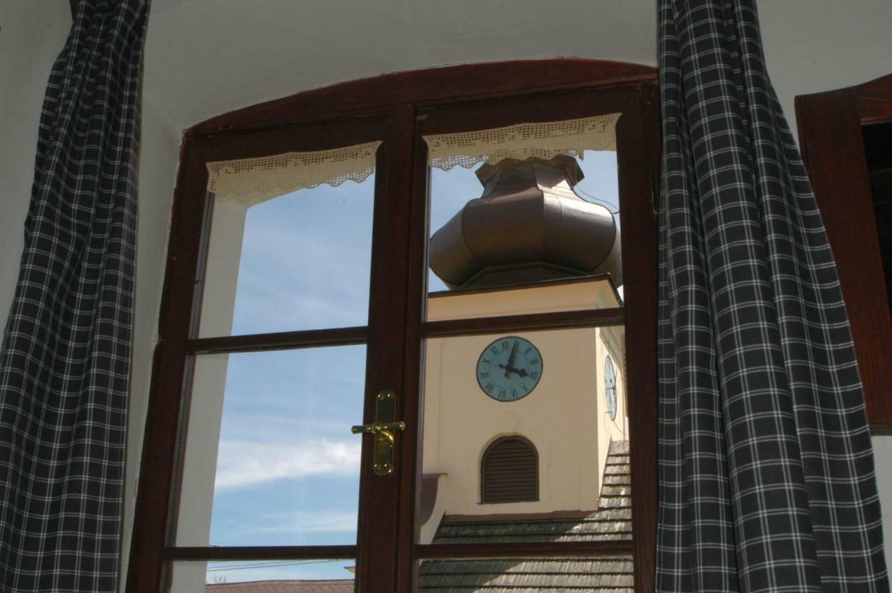 Pension Cervena Hotel Kasperske Hory Buitenkant foto