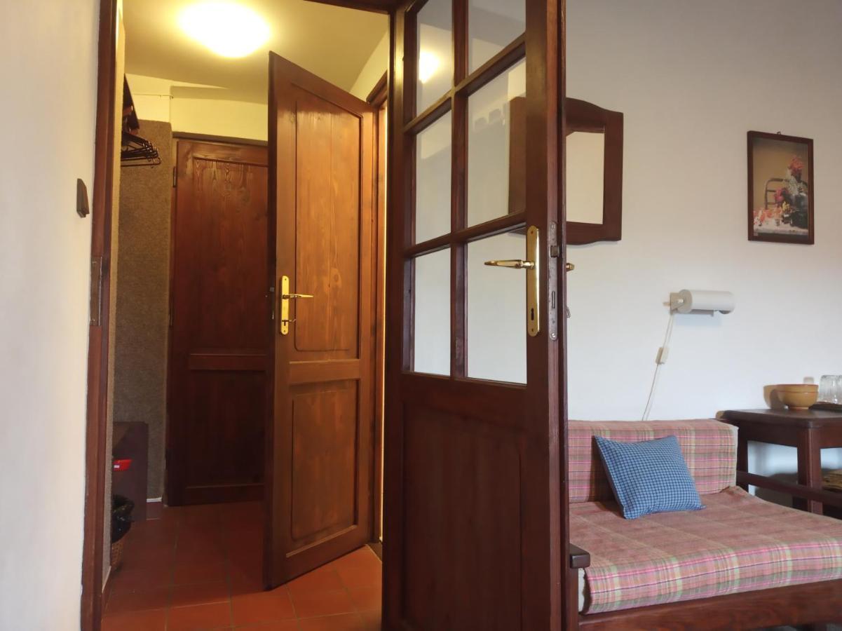 Pension Cervena Hotel Kasperske Hory Buitenkant foto